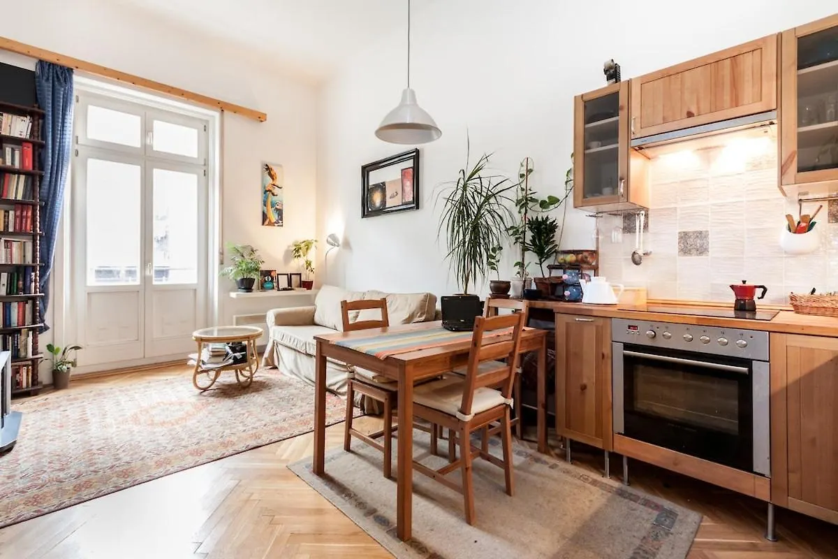 Top-floor apartment nearby Astoria Budapeszt